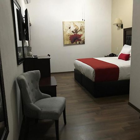 Los Nogales Inn Camargo エクステリア 写真