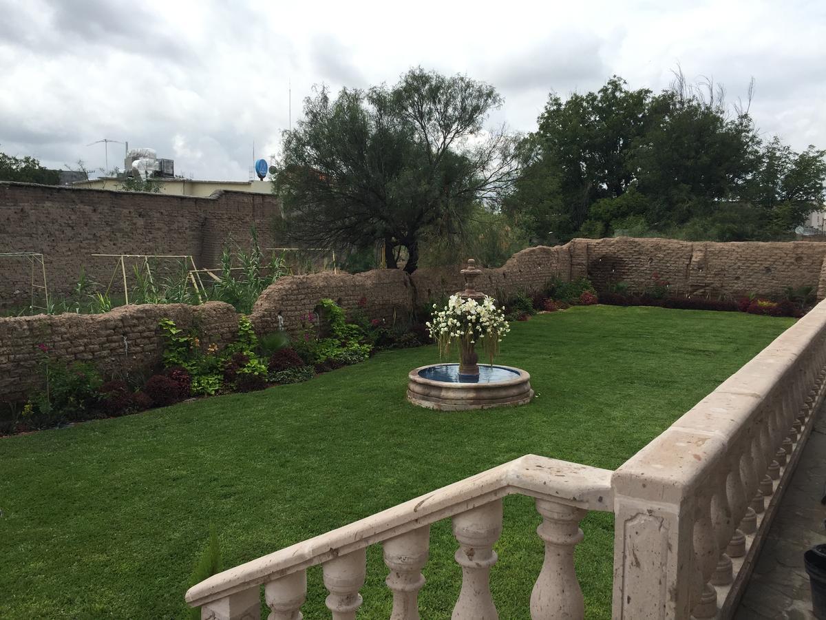 Los Nogales Inn Camargo エクステリア 写真