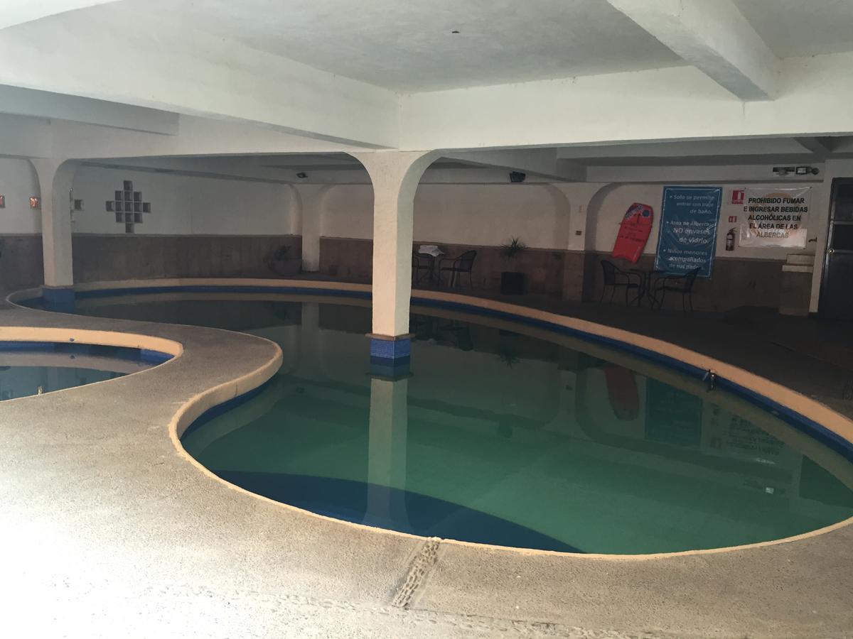 Los Nogales Inn Camargo エクステリア 写真